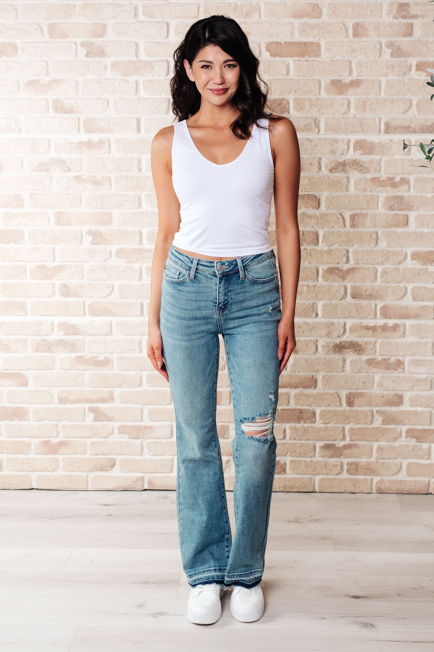 Judy Blue Isla Mid Rise Bootcut Jeans