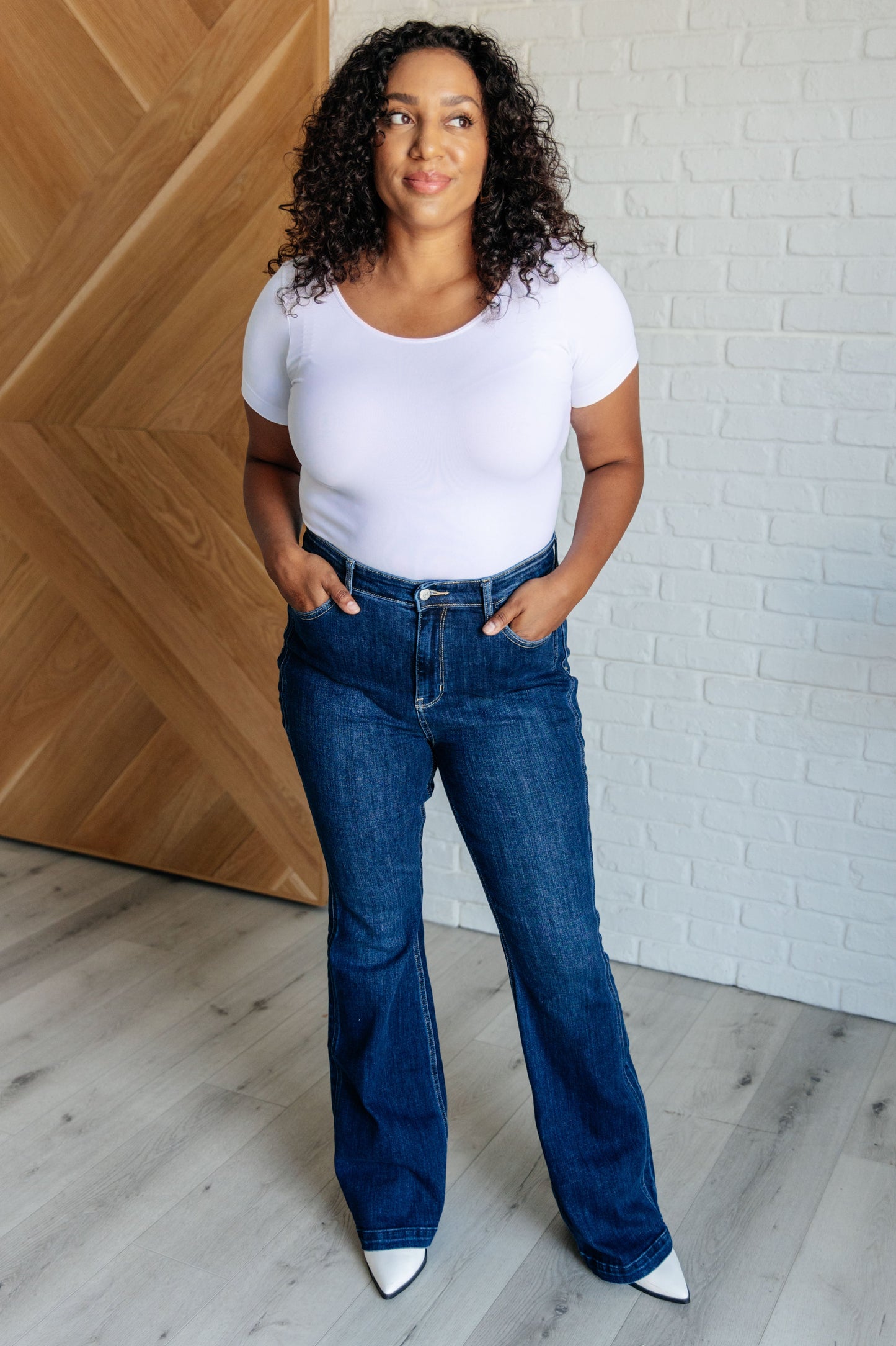 Judy Blue Mavis Side Seam Detail Flare Jeans