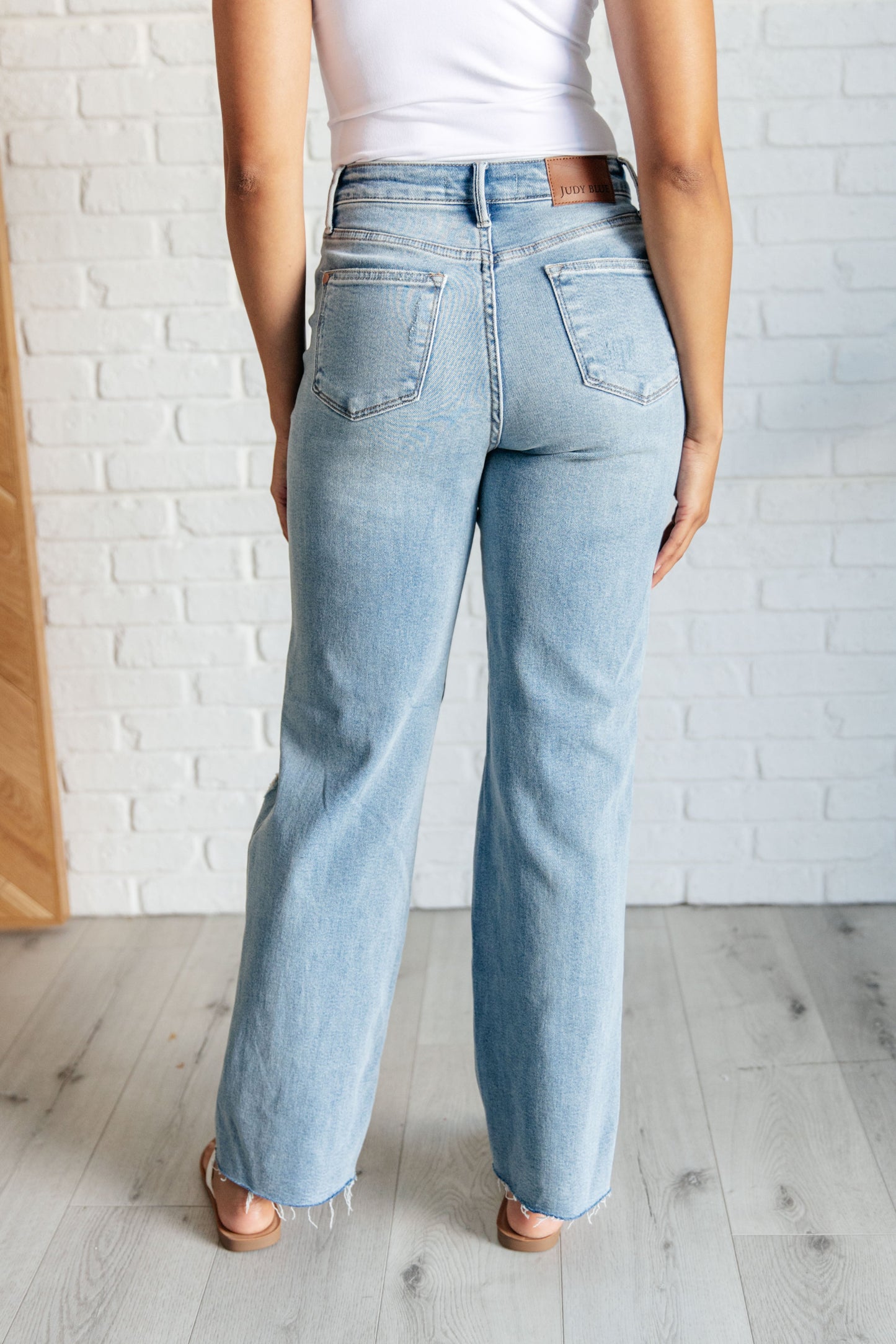 Judy Blue Ramona High Rise Rigid Magic Jeans