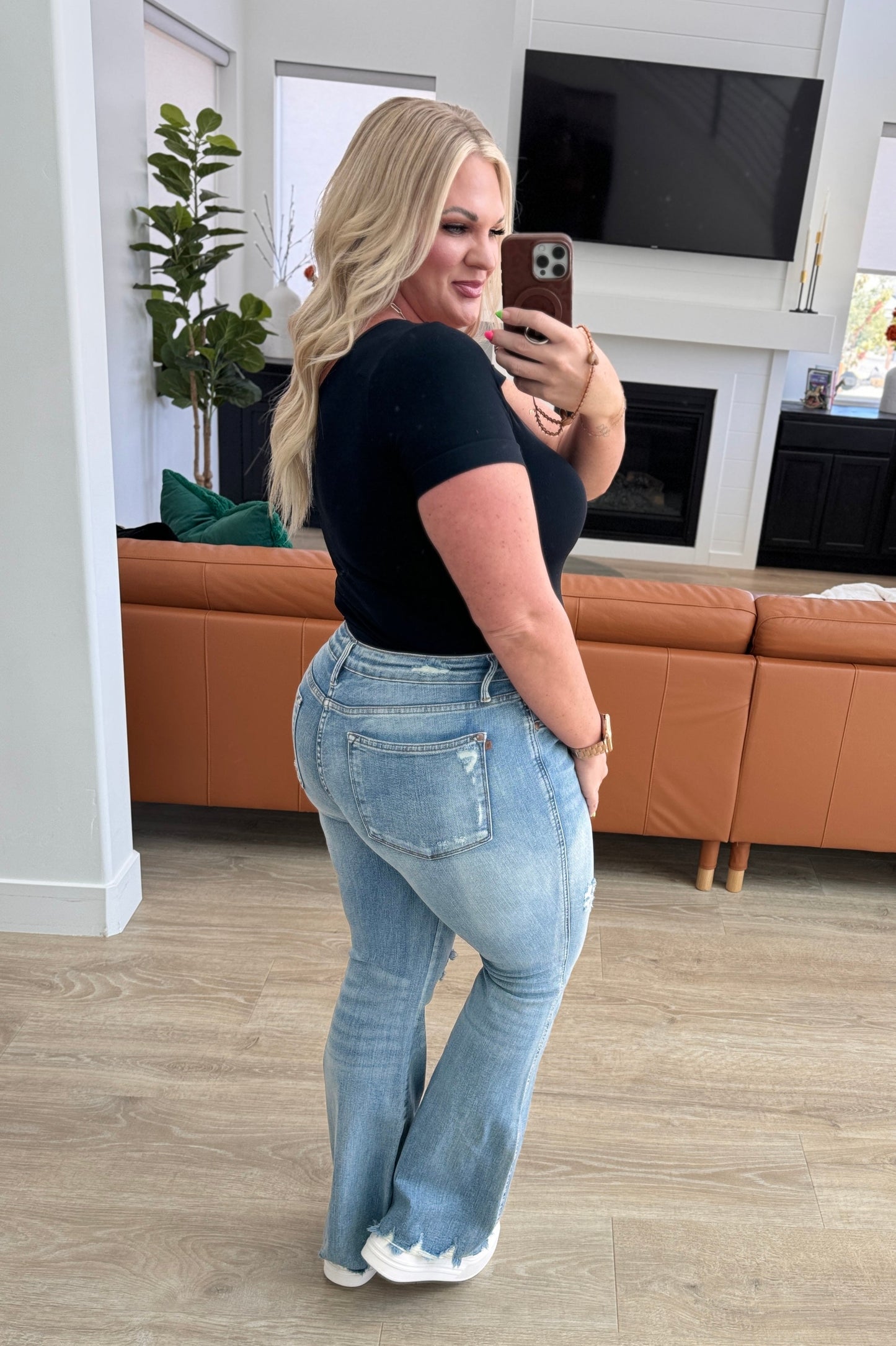 Judy Blue Caroline Mid Rise Flare Jeans