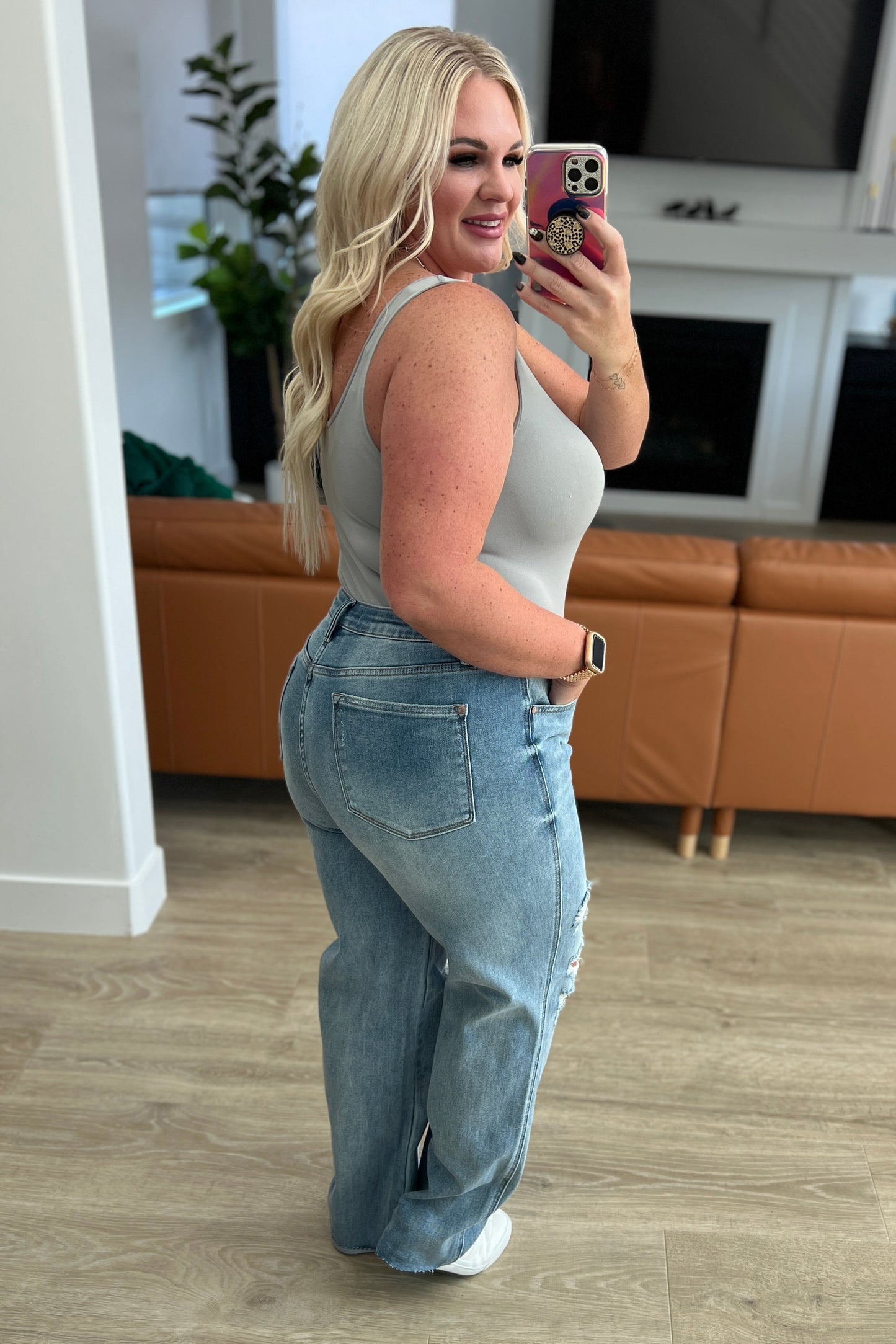 Judy Blue Ramona High Rise Rigid Magic Jeans