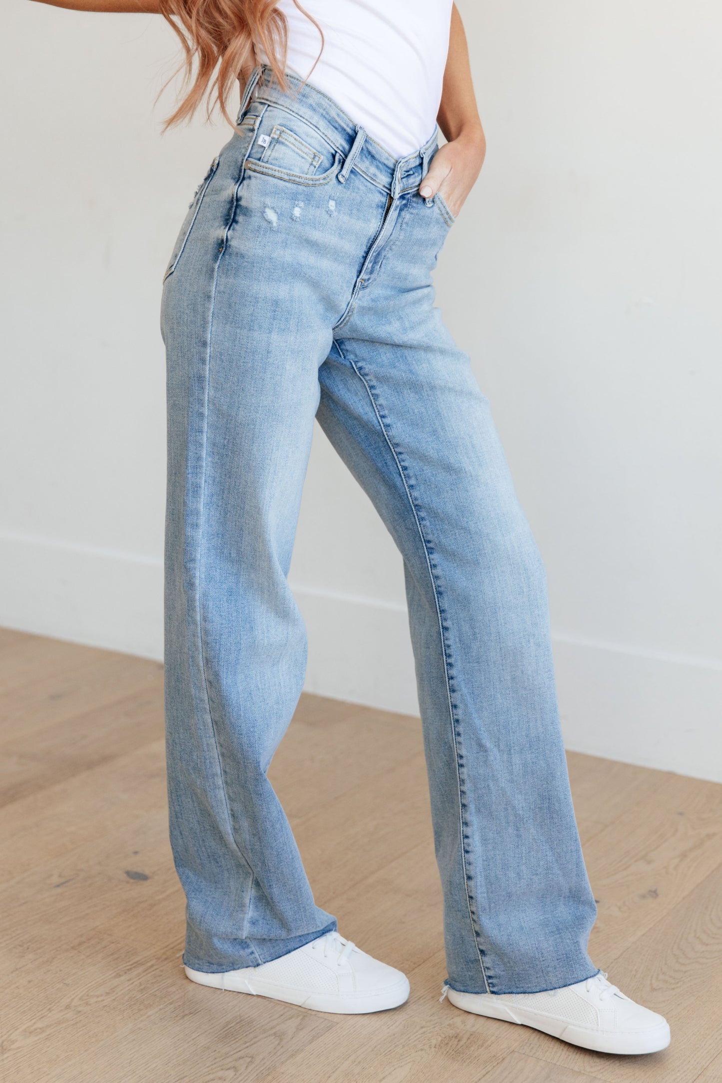 Judy Blue Mildred V Front Waistband Straight Jeans