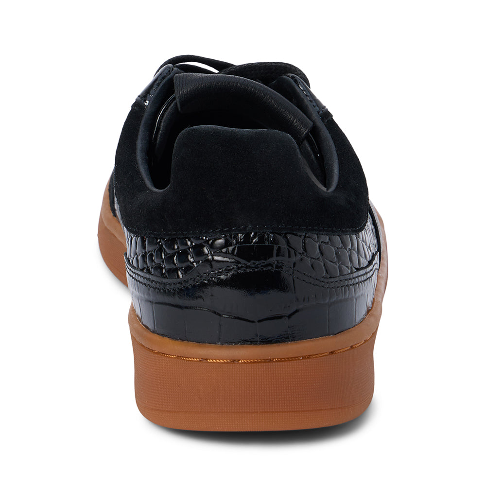 Quincy Low Sneaker