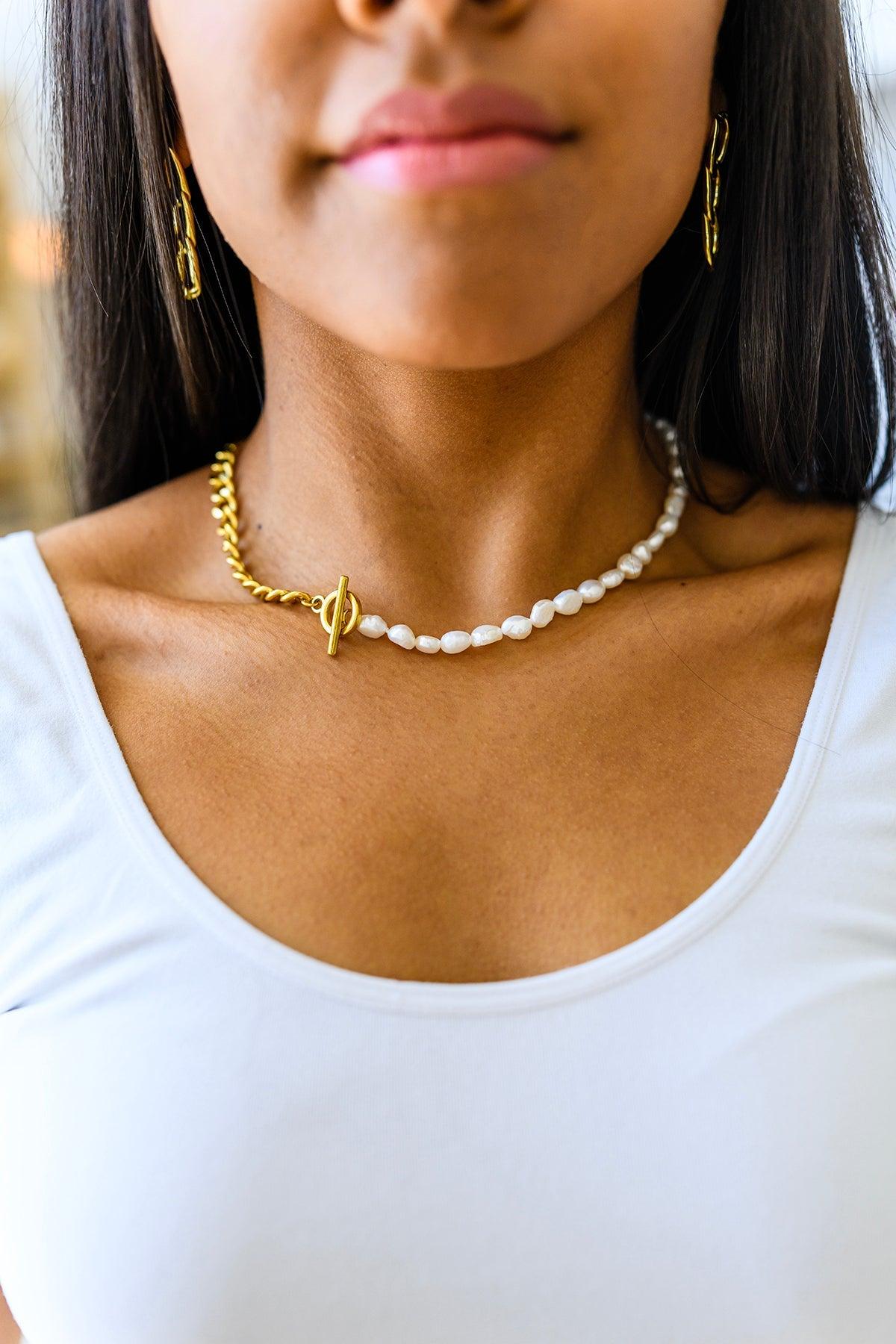 Pearl Moments Necklace - The Fiery Jasmine