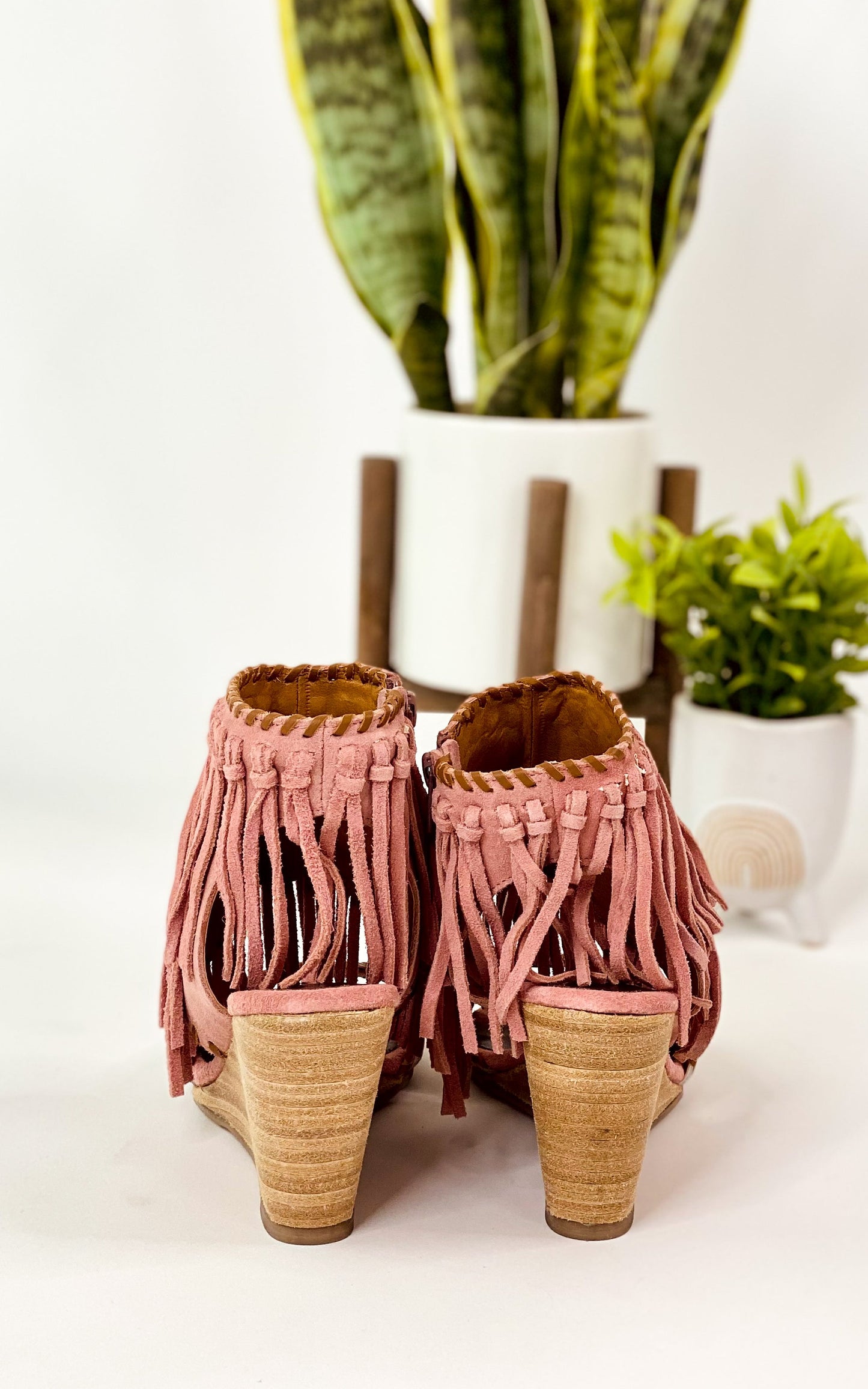 Naughty Monkey True Fringe Wedge in Blush