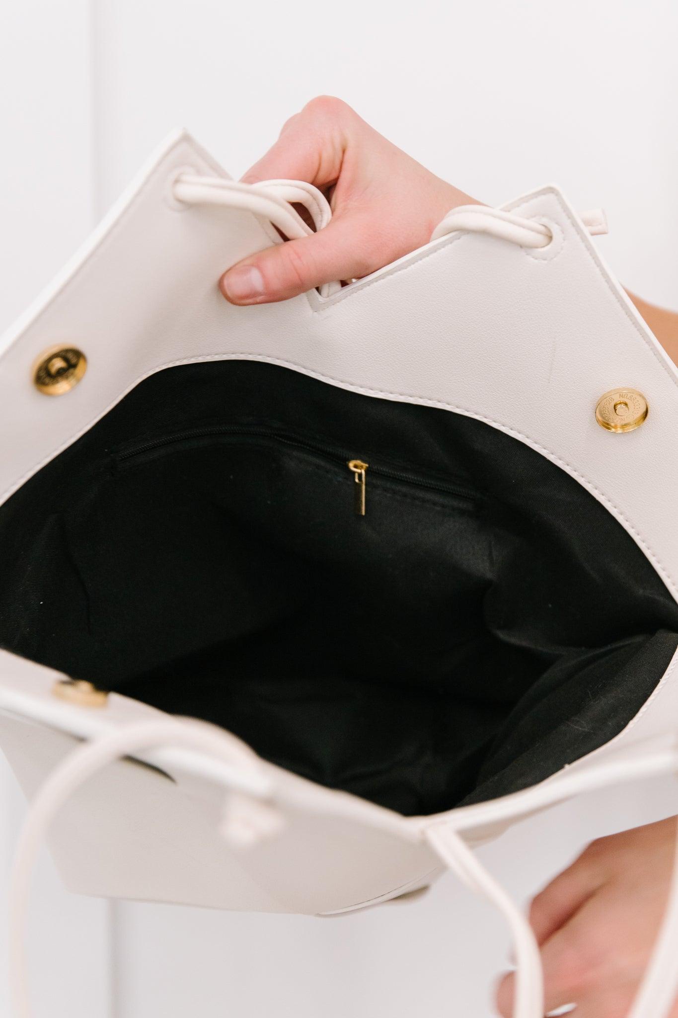 Woven Tote in White - The Fiery Jasmine