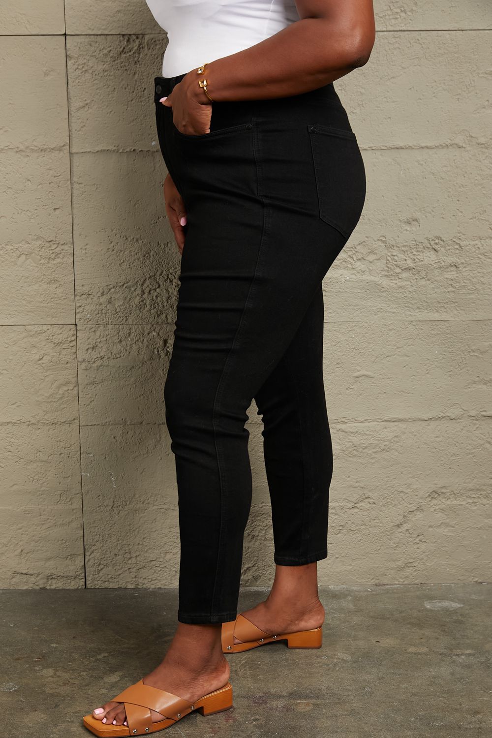 Judy Blue Tummy Control Skinny Jeans