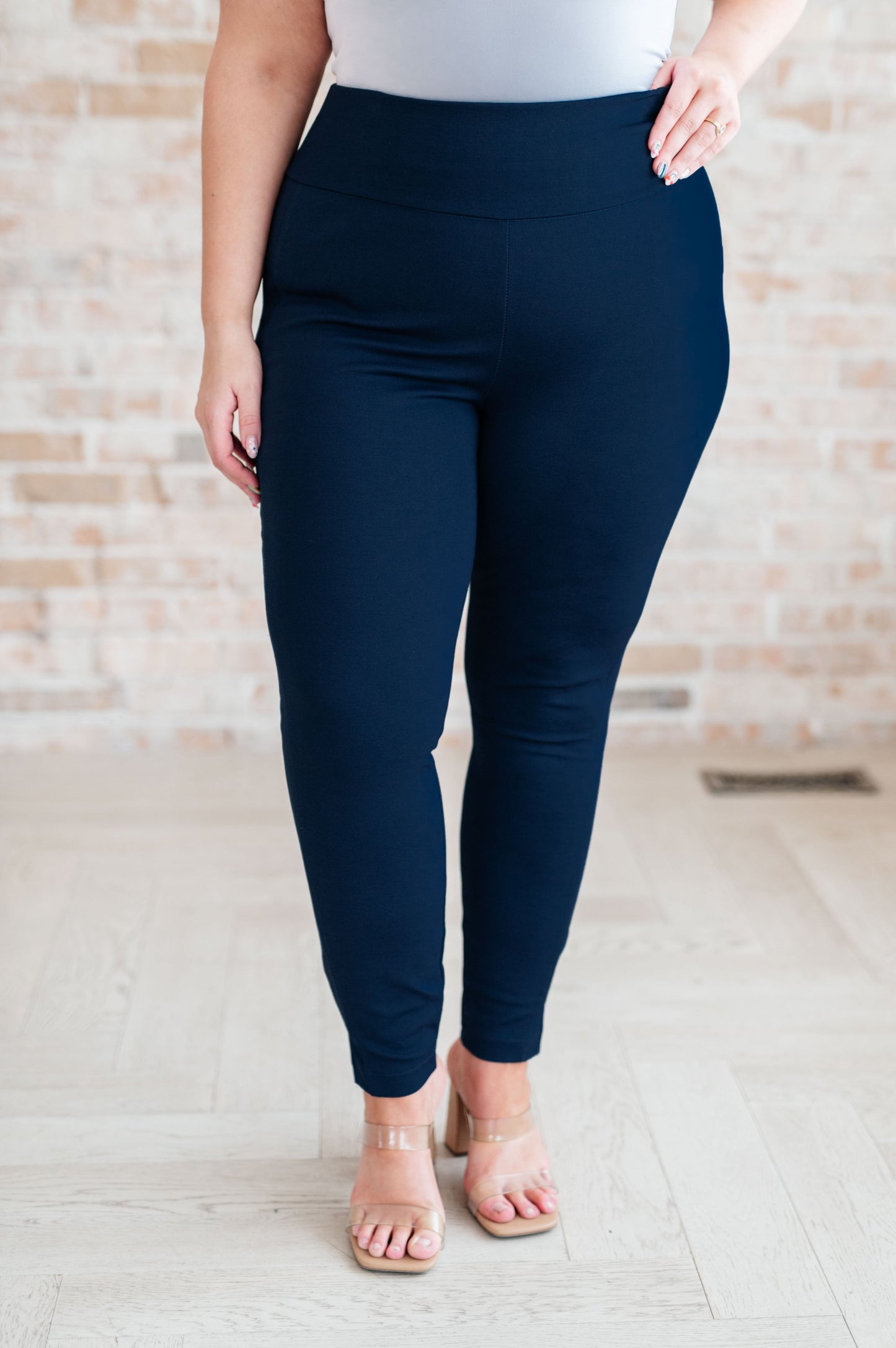 Dear Scarlett Magic Skinny Pants in Twelve Colors