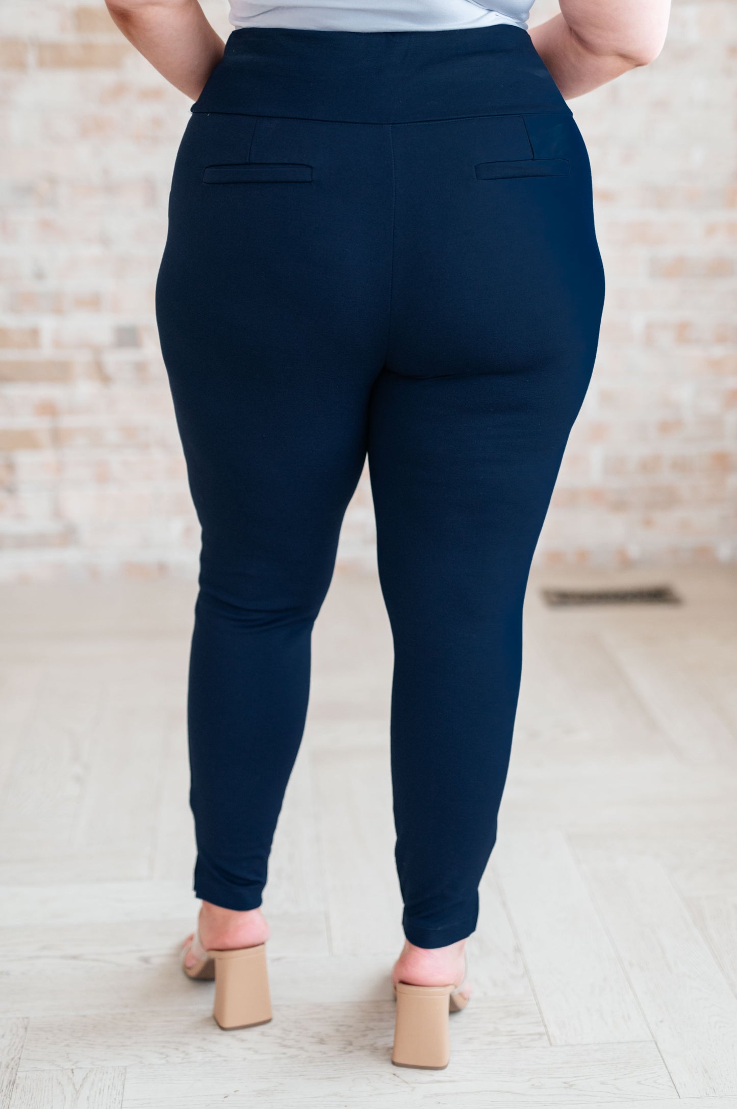 Dear Scarlett Magic Skinny Pants in Twelve Colors