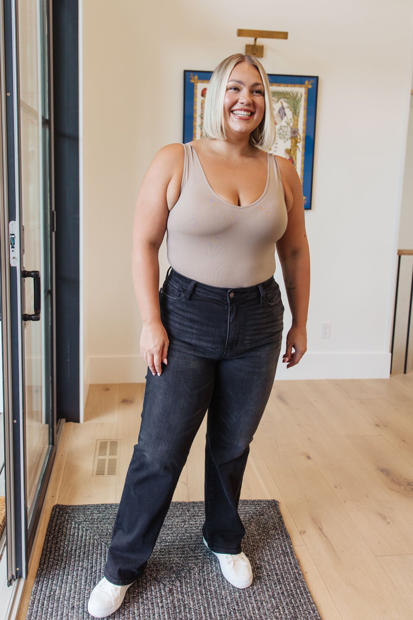 Judy Blue Eleanor Classic Straight Jeans in Washed Black