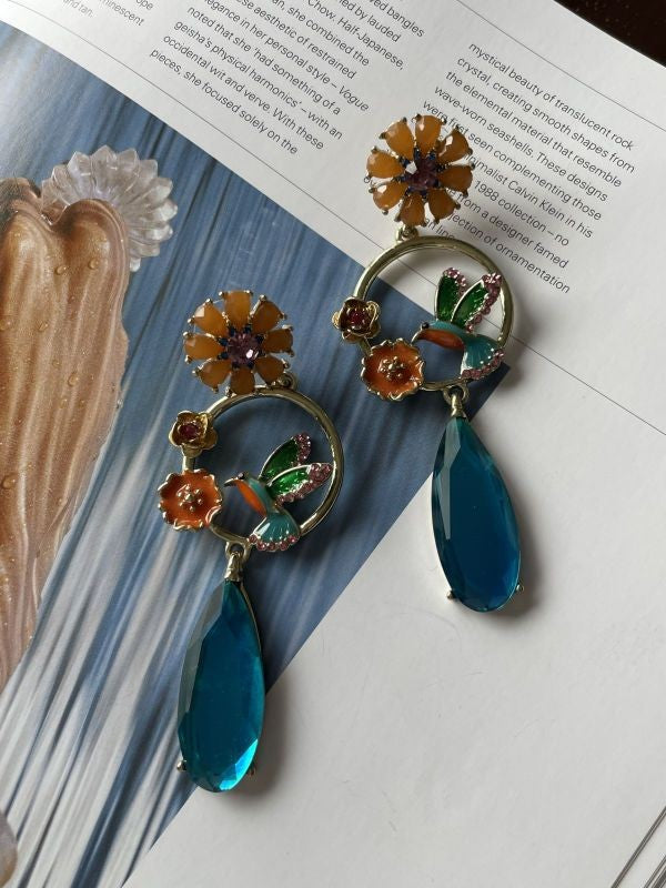 Retro style natural flower blue drop stud earring