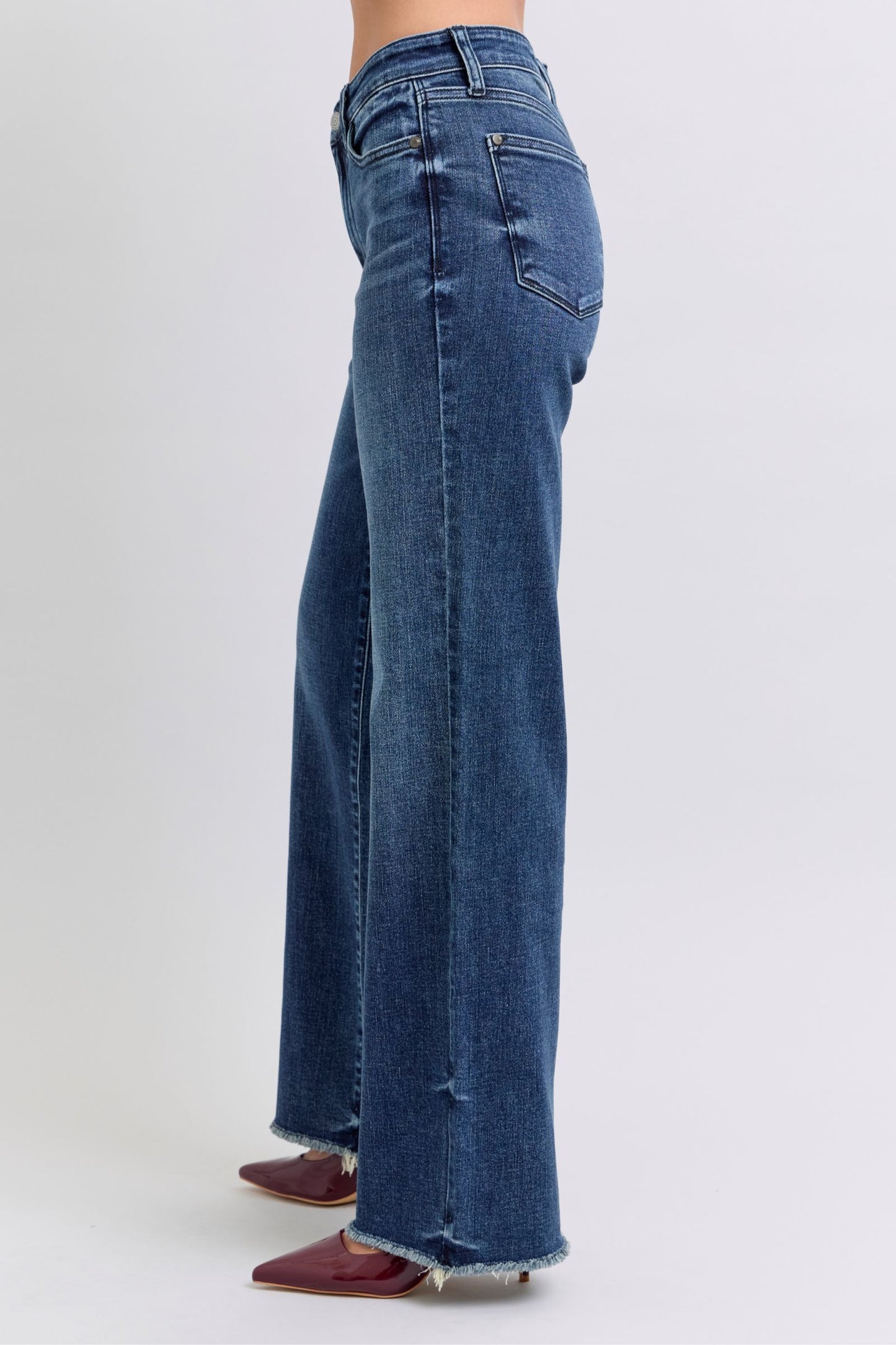 Leo Judy Blue Raw Hem Mid Rise Jeans