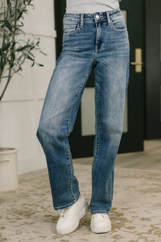 Judy Blue Holly Mid Rise Straight