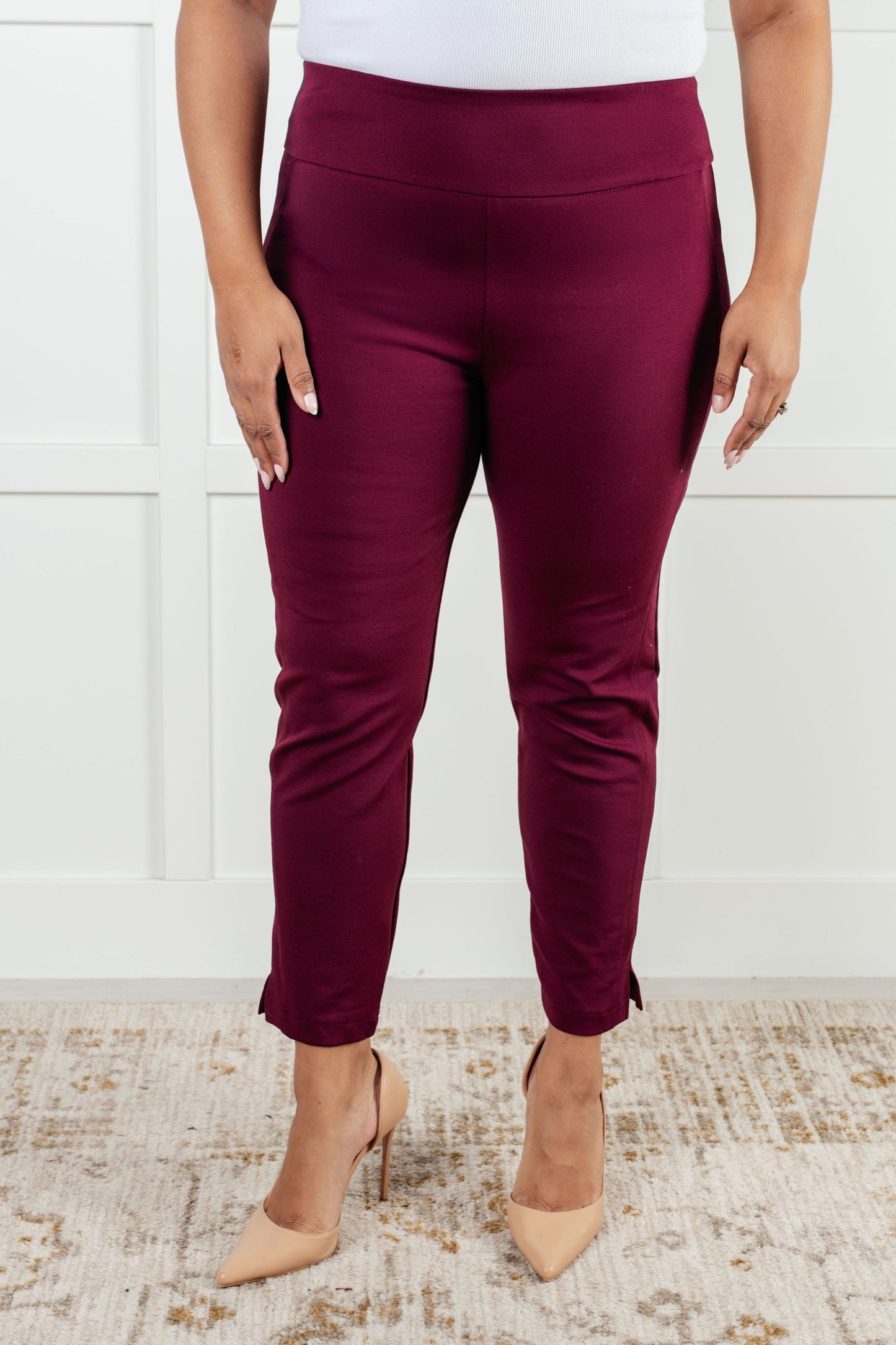 Dear Scarlett Magic Ankle Crop Skinny Pants in Wine