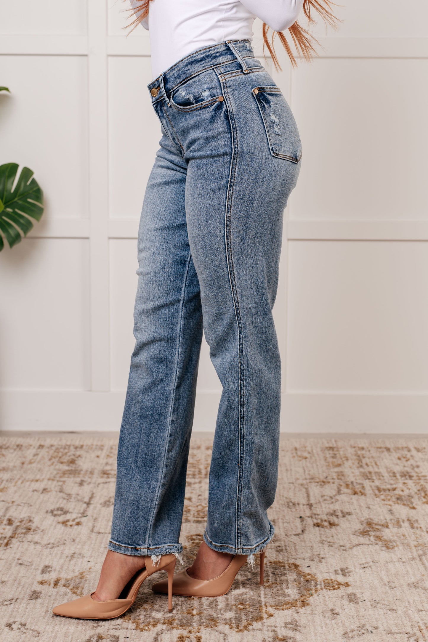 Judy Blue Quinn Mid Rise Cell Pocket Dad Jeans