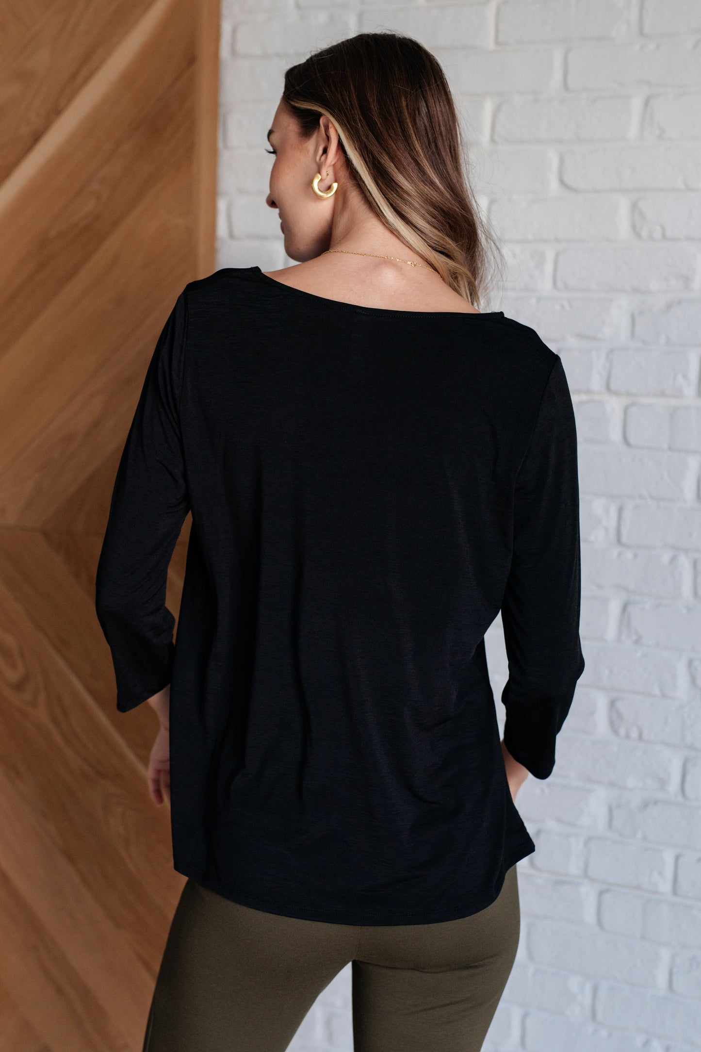 Signature Dear Scarlett Classic Top in Black