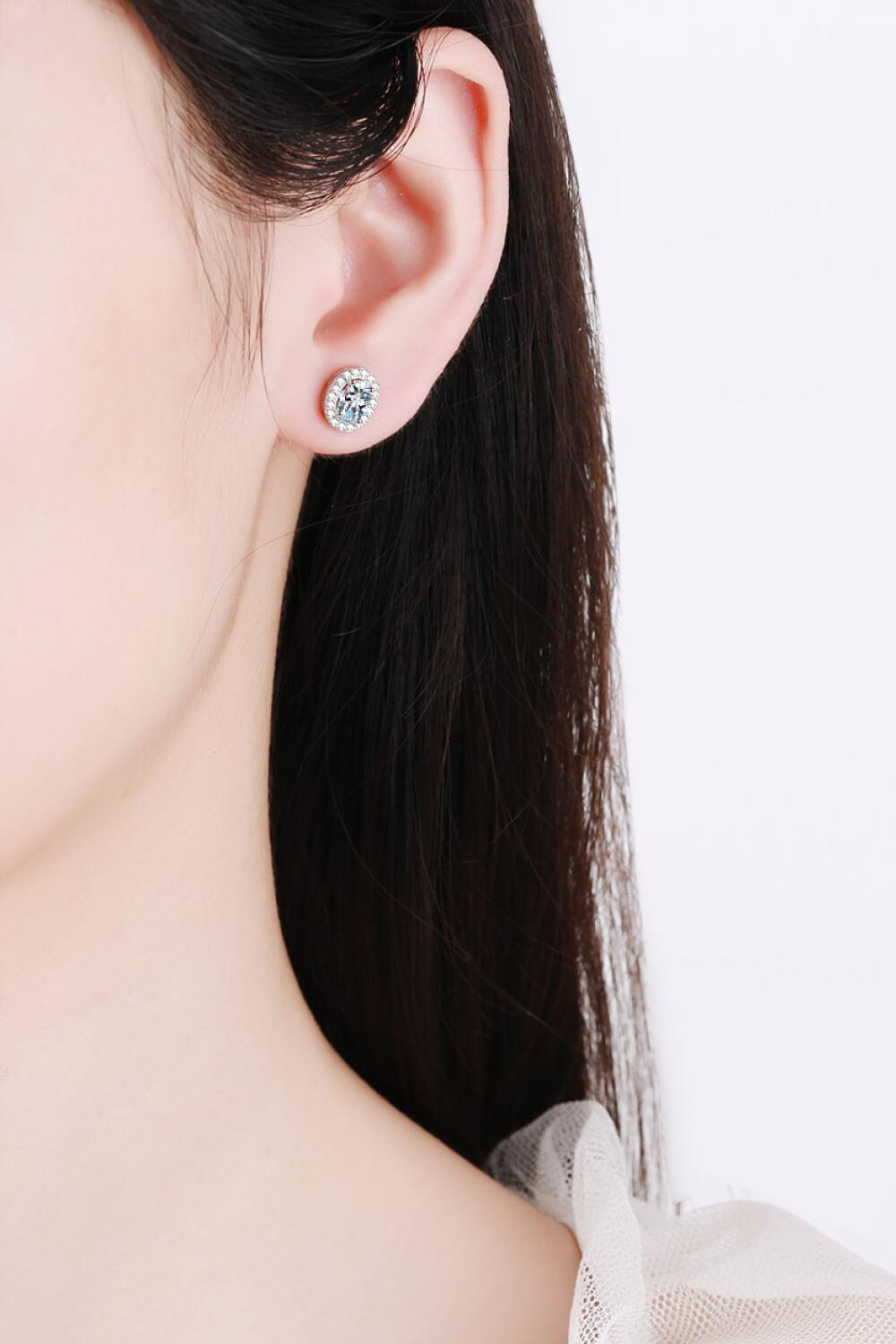 Future Style Moissanite Stud Earrings - The Fiery Jasmine
