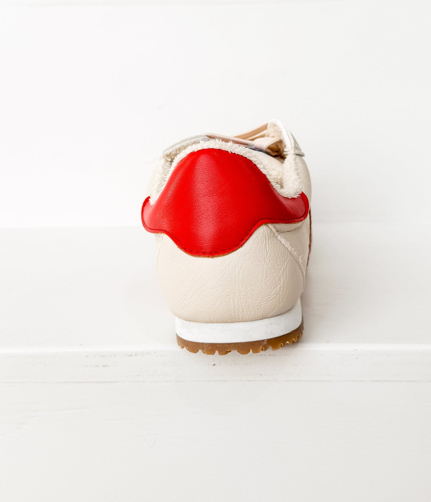 Madrid Not Rated Sneaker in Beige/Red