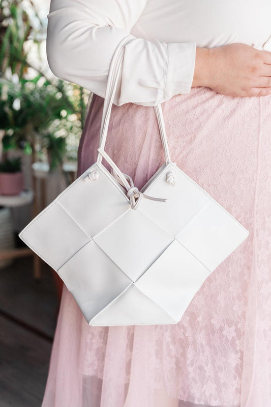 Woven Tote in White - The Fiery Jasmine