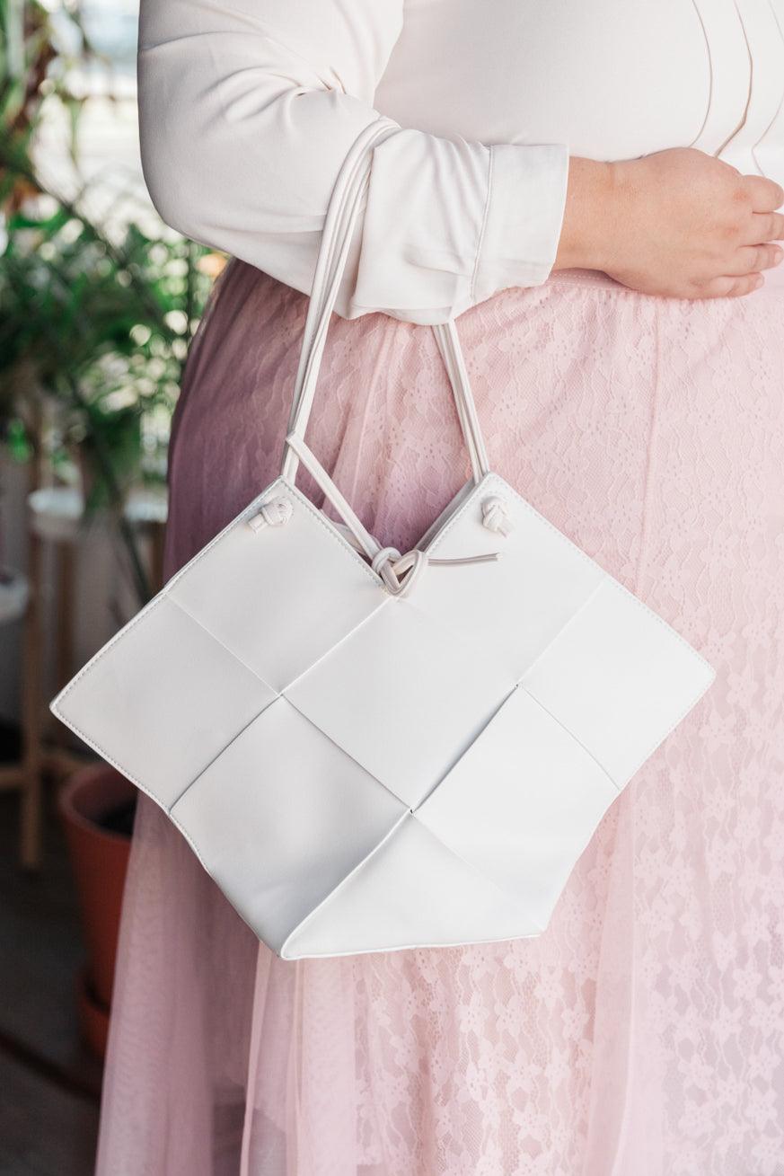 Woven Tote in White - The Fiery Jasmine