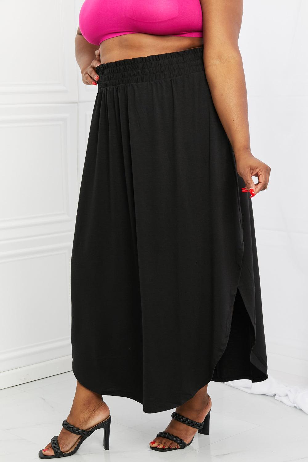 Zenana It's My Time Full Size Side Scoop Scrunch Skirt in Black - The Fiery Jasmine