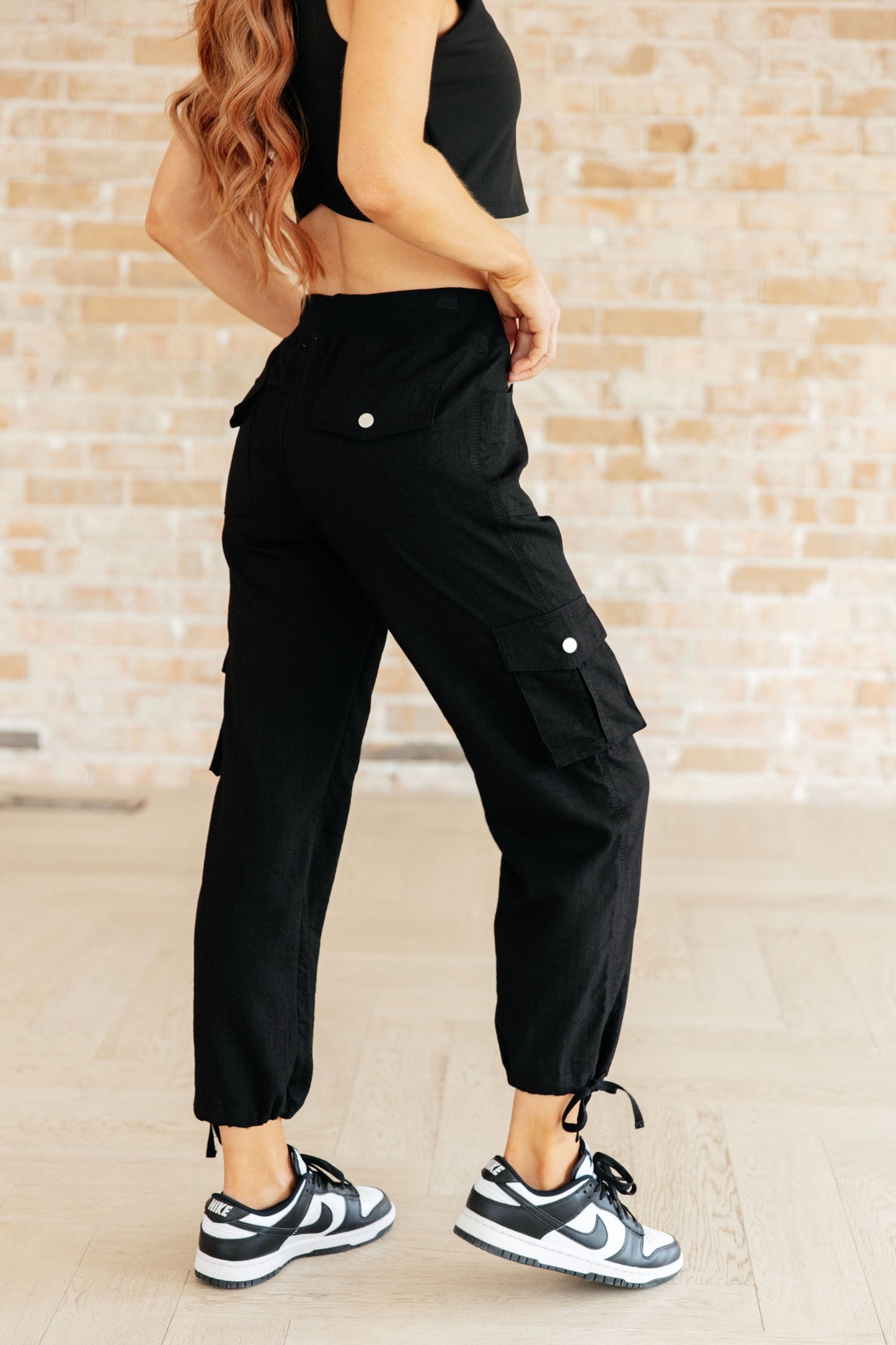 White Birch For Reasons Unknown Cargo Cropped Pants