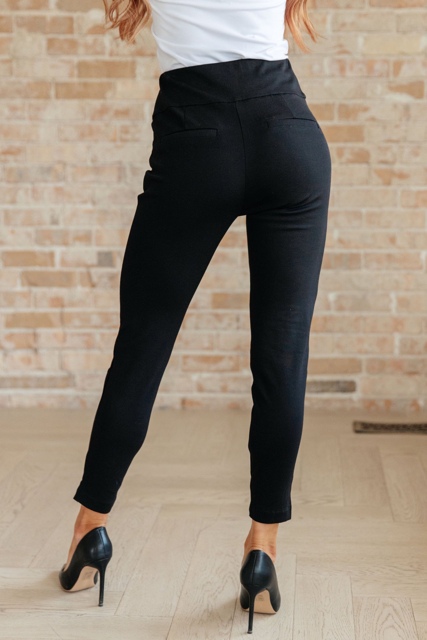 Dear Scarlett Magic Ankle Crop Skinny Pants in Twelve Colors